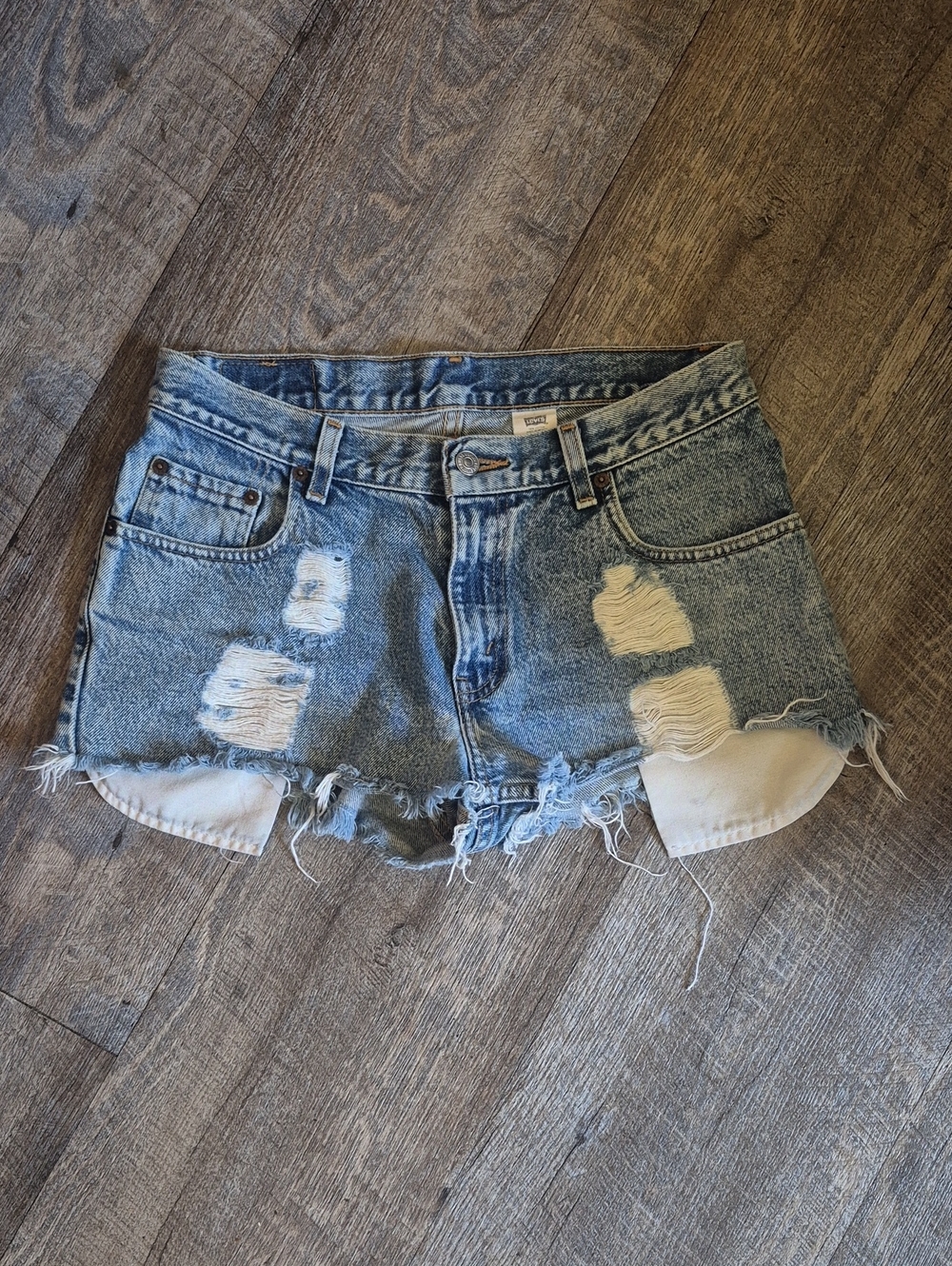 Levis 550 Relaxed Fit Denim Shorts